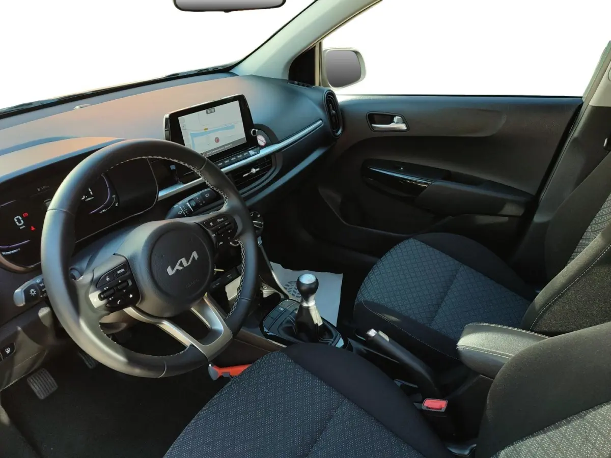 1.0 DPI DynamicPlusLine | Apple Carplay / Android Auto | Navigatiesysteem | Lichtsensor | Parkeersensoren + Camera Achter | Cruise Control | Rijstrooksensor + Correctie | 14" Lichtmetalen ve