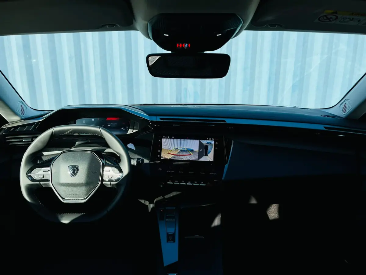 1.2 Hybrid 145 e-DCS6 Allure SUPER UITSTRALING! | Carplay | 17 Inch Velg | Adaptive Cruise Control | Stoelverwarming! |