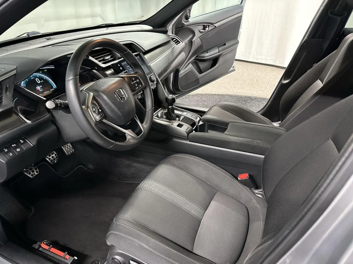 1.0 i-VTEC Executive Trekhaak | Pano | Navi