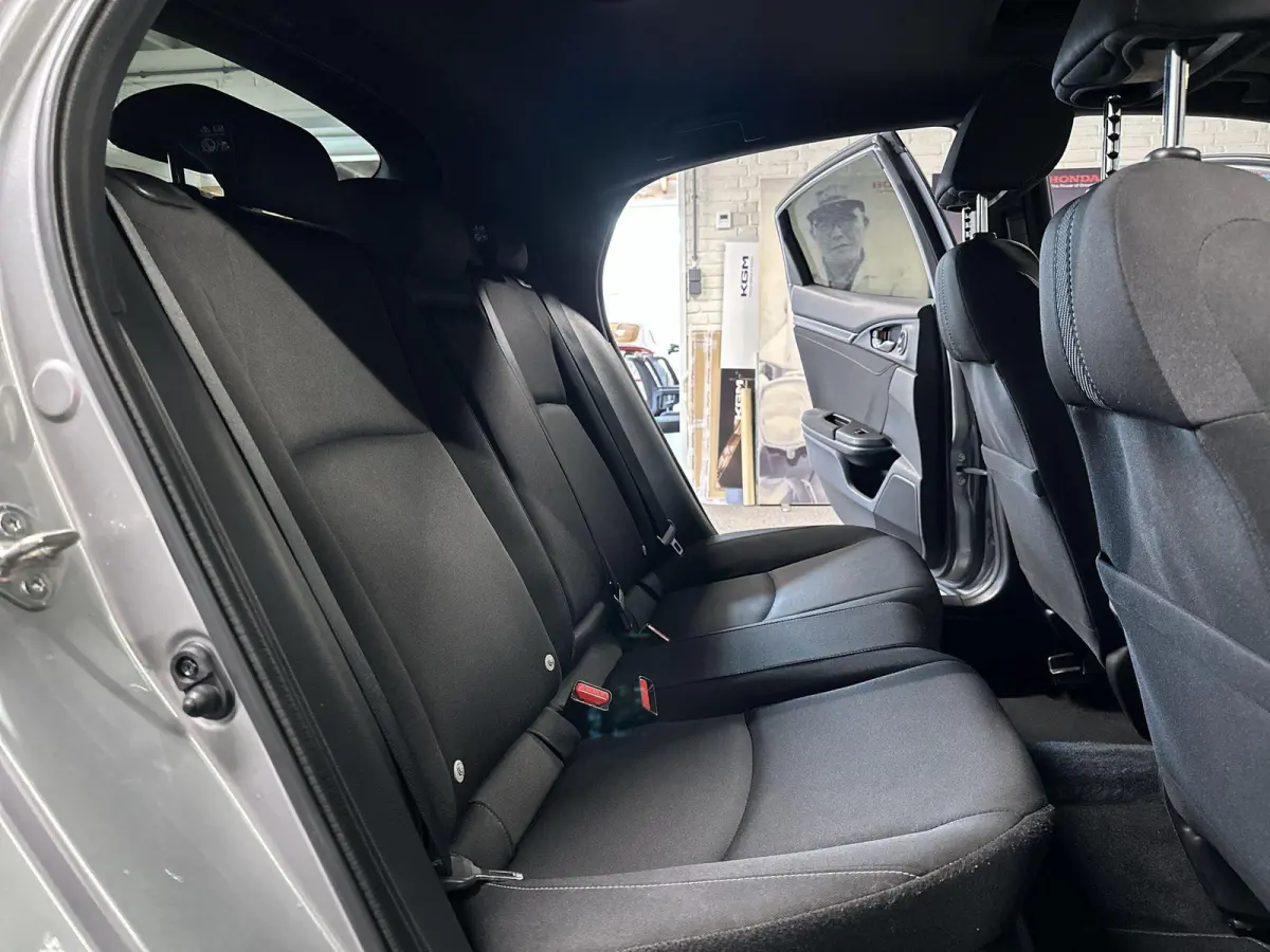 1.0 i-VTEC Executive Trekhaak | Pano | Navi