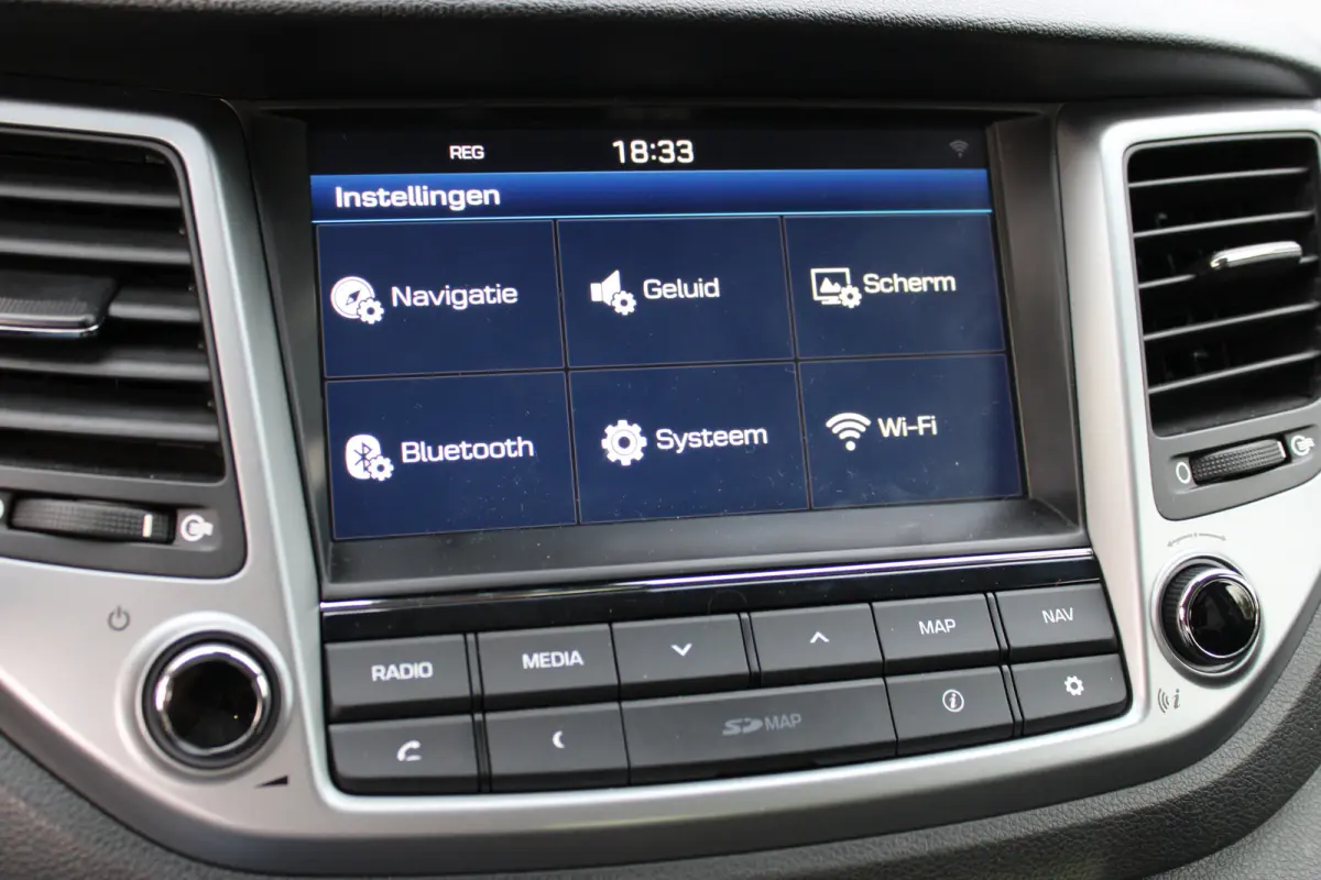 1.6 T-GDi Premium 4WD | Achteruitrijcamera | Keyless entry | Trekhaak