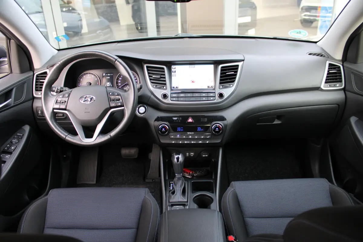 1.6 T-GDi Premium 4WD | Achteruitrijcamera | Keyless entry | Trekhaak