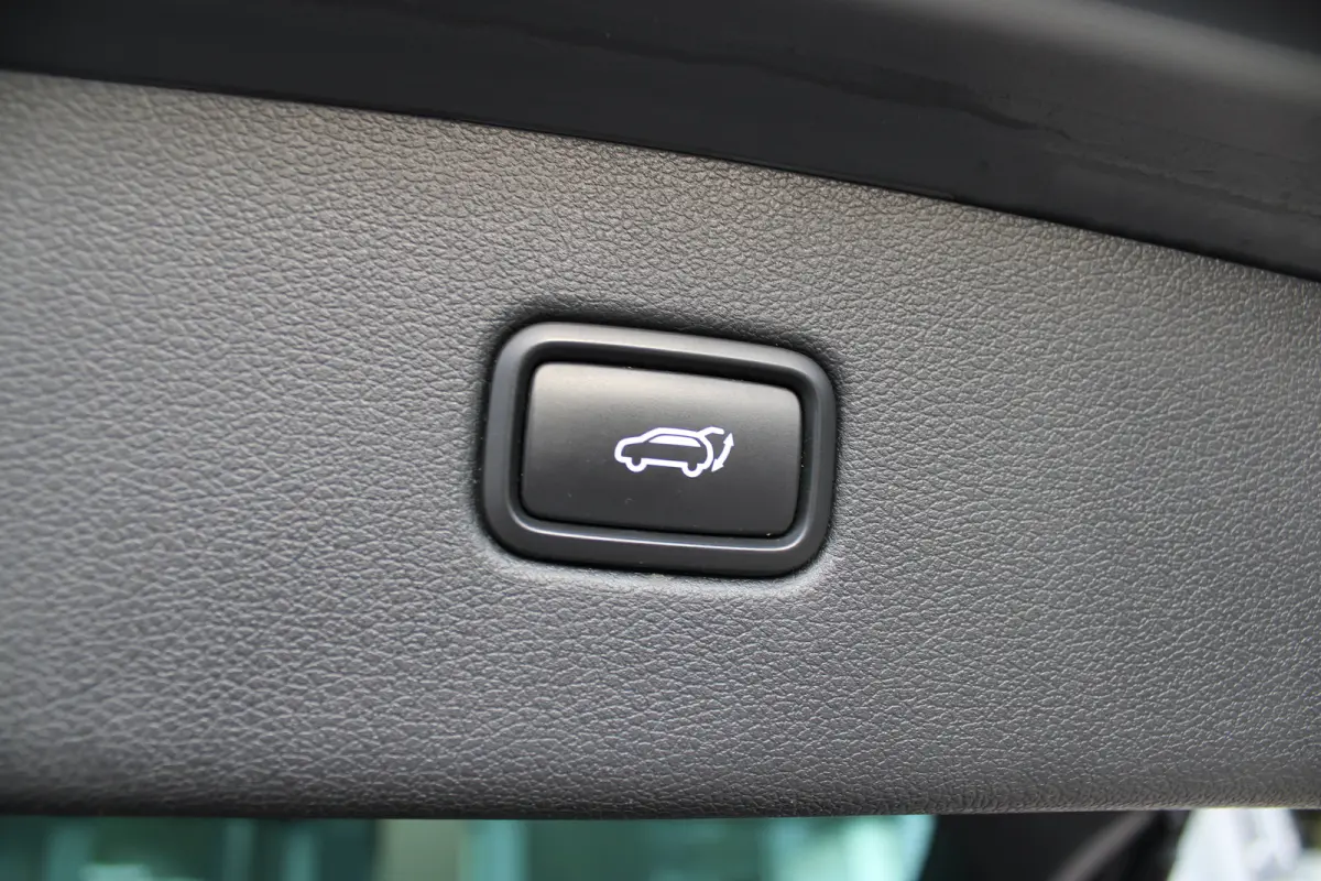 1.6 T-GDi Premium 4WD | Achteruitrijcamera | Keyless entry | Trekhaak