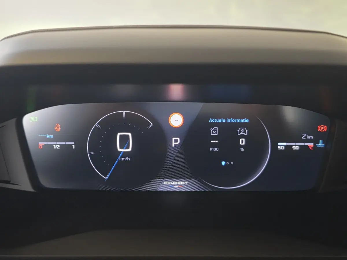 1.2 Hybrid 145 Allure Nieuw! | 360° Camera | Adaptieve cruise control | Navigatie