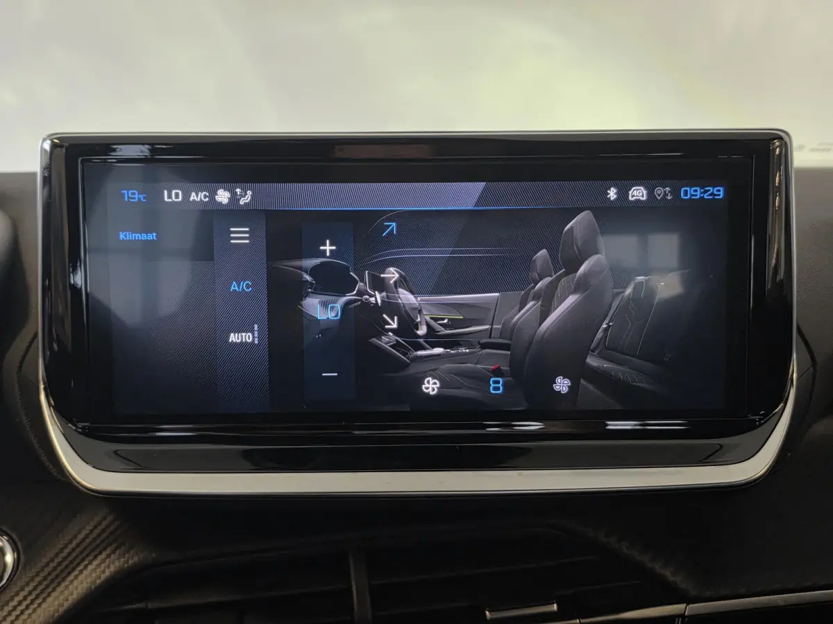 1.2 Hybrid 145 Allure Nieuw! | 360° Camera | Adaptieve cruise control | Navigatie