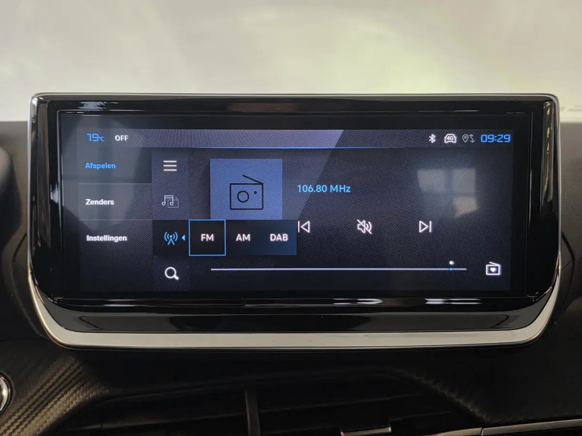 1.2 Hybrid 145 Allure Nieuw! | 360° Camera | Adaptieve cruise control | Navigatie