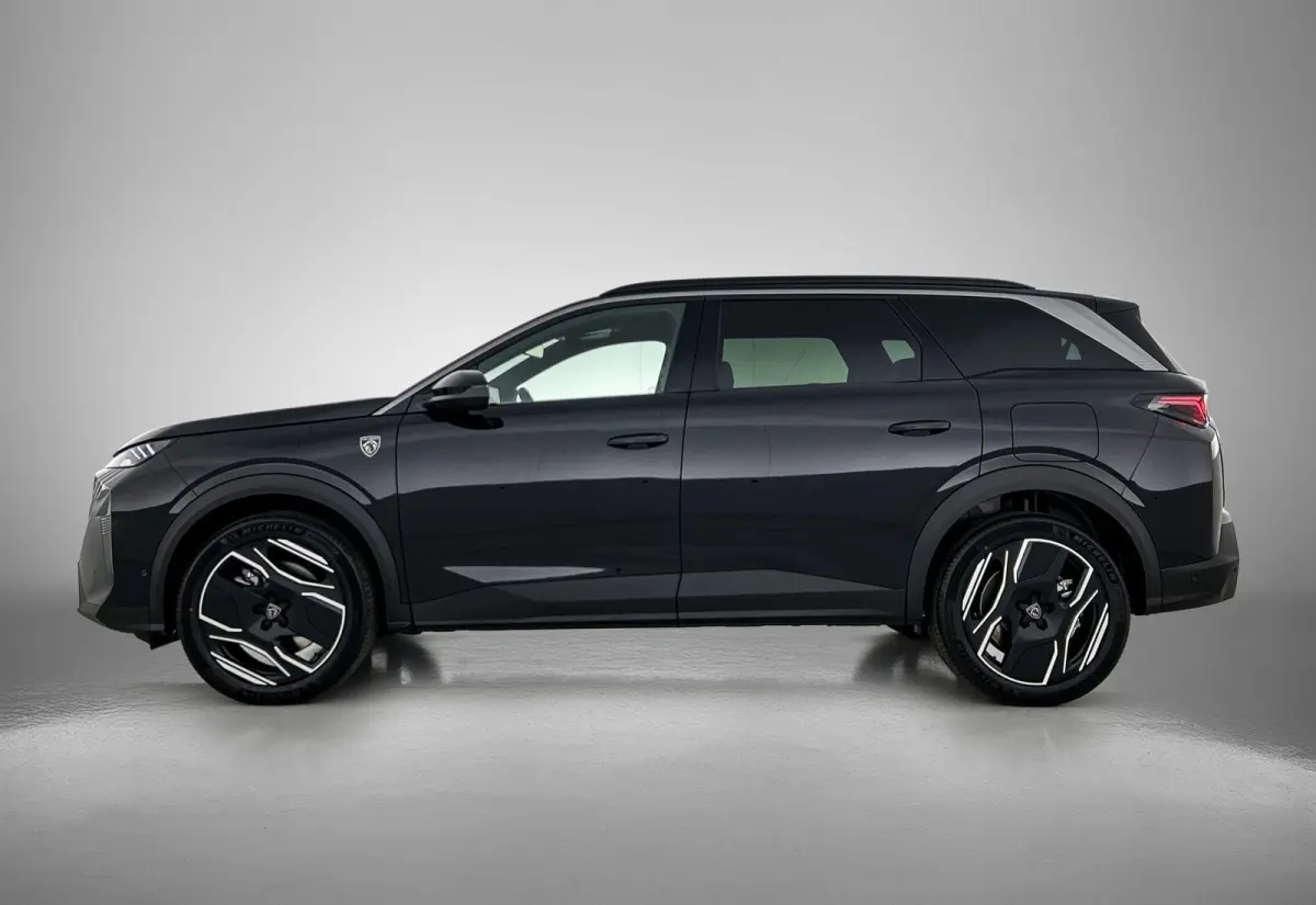 1.6 Plug-in Hybrid 195 GT Exclusive 7p | Elektrisch Verstelbare Voorstoelen | Lederen Bekleding | Verwarmde/Geventileerde Voorstoelen | Panoramisch Schuif/Kantel Dak | Handsfree Kofferklep |