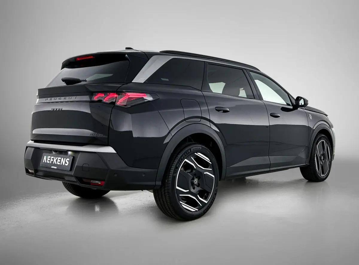 1.6 Plug-in Hybrid 195 GT Exclusive 7p | Elektrisch Verstelbare Voorstoelen | Lederen Bekleding | Verwarmde/Geventileerde Voorstoelen | Panoramisch Schuif/Kantel Dak | Handsfree Kofferklep |