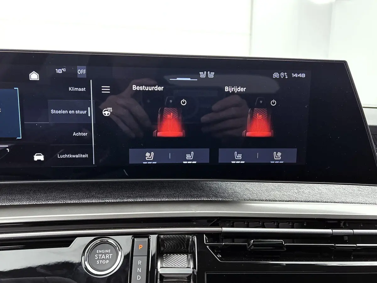 1.6 Plug-in Hybrid 195 GT Exclusive 7p | Elektrisch Verstelbare Voorstoelen | Lederen Bekleding | Verwarmde/Geventileerde Voorstoelen | Panoramisch Schuif/Kantel Dak | Handsfree Kofferklep |