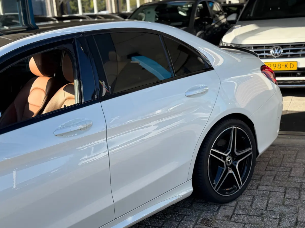180 Premium Pack 2019 AUT PANO FULL!