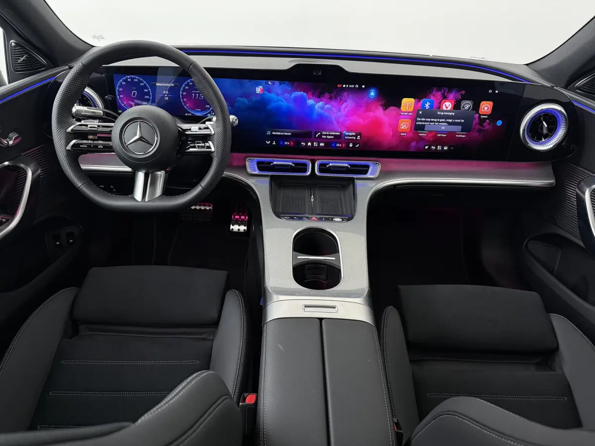 400 4MATIC Launch Edition 94 kWh Mercedes-Benz C 400 4MATIC Launch Edition