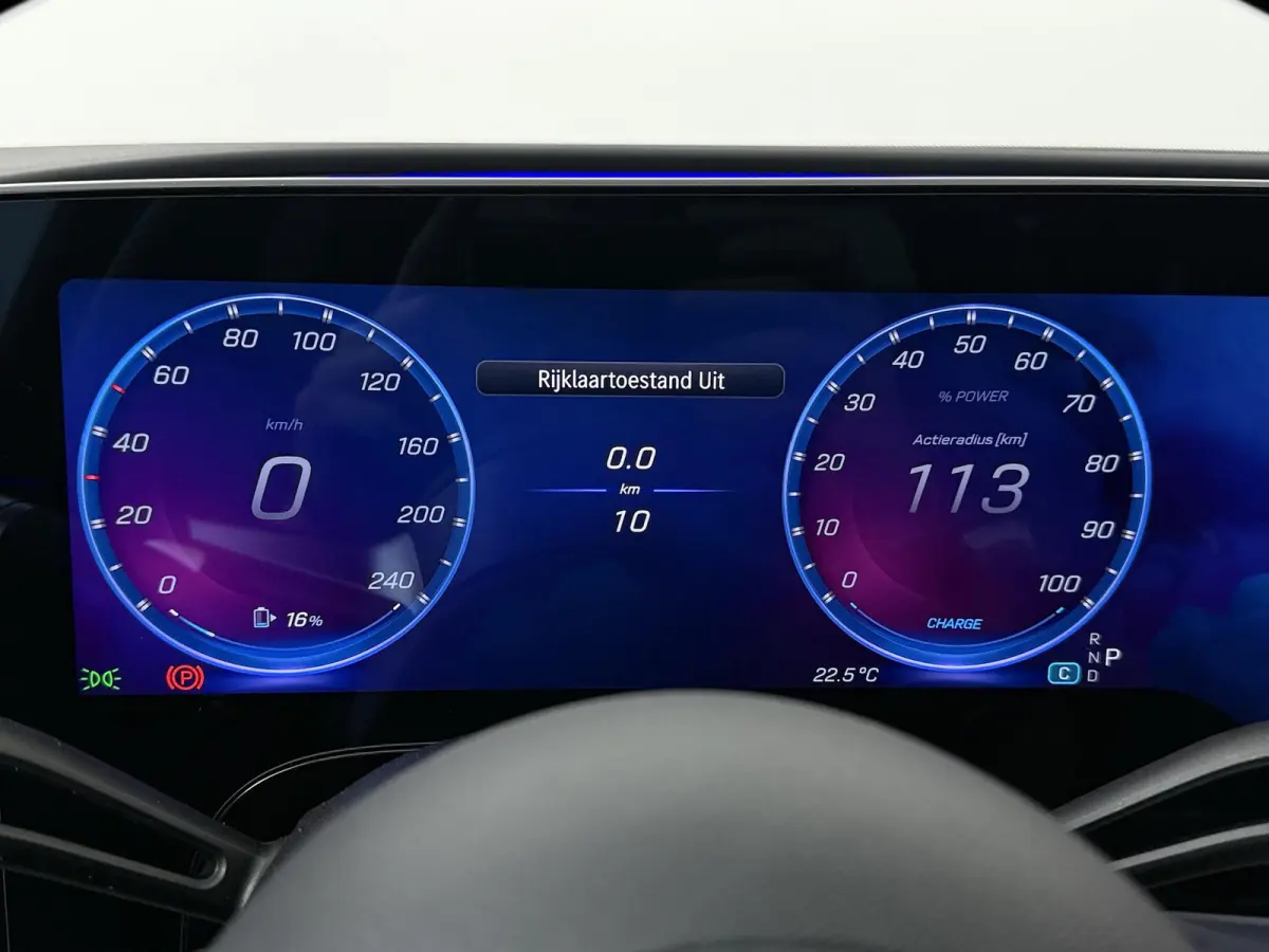 400 4MATIC Launch Edition 94 kWh Mercedes-Benz C 400 4MATIC Launch Edition