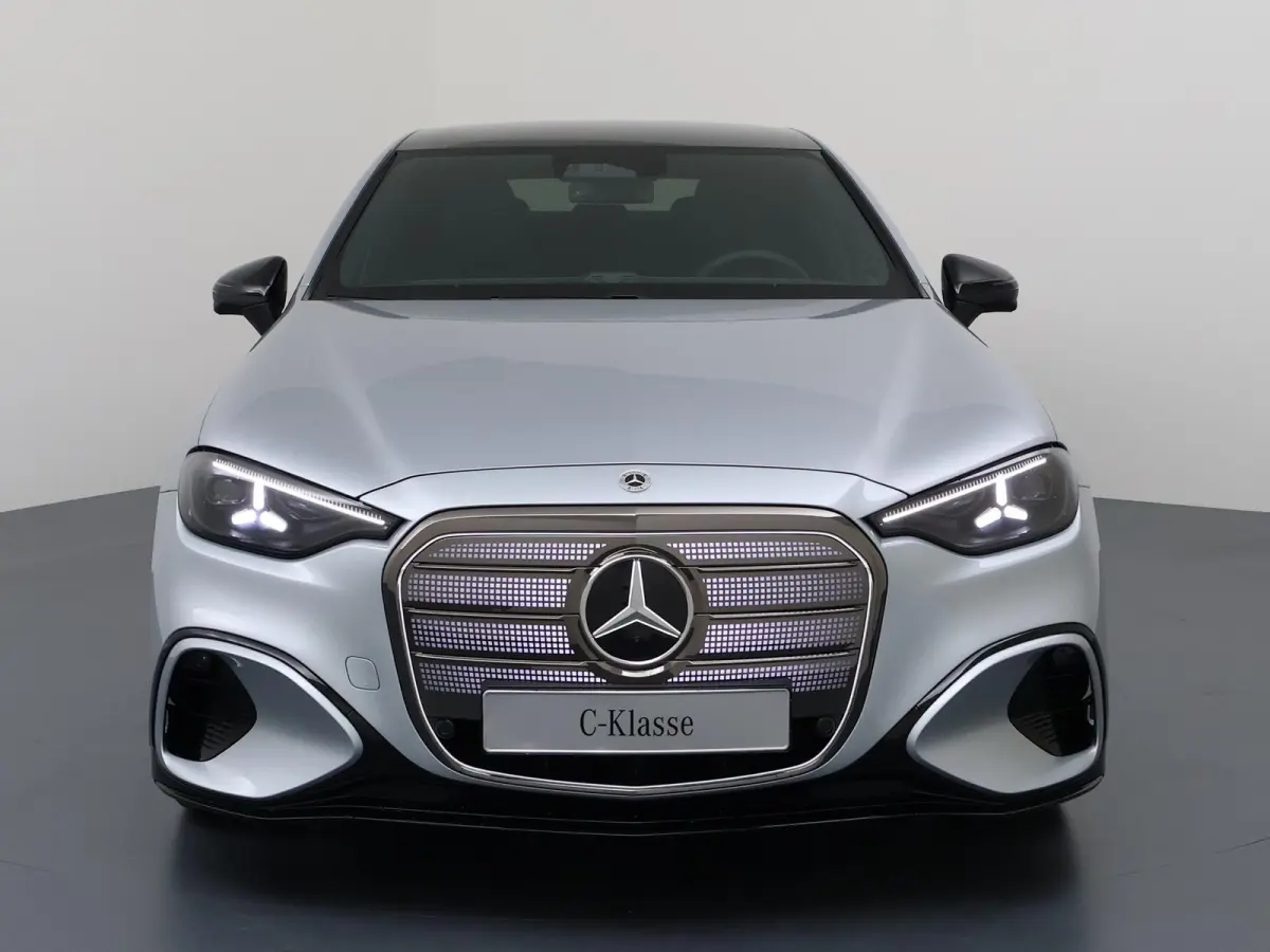400 4MATIC Launch Edition 94 kWh Mercedes-Benz C 400 4MATIC Launch Edition