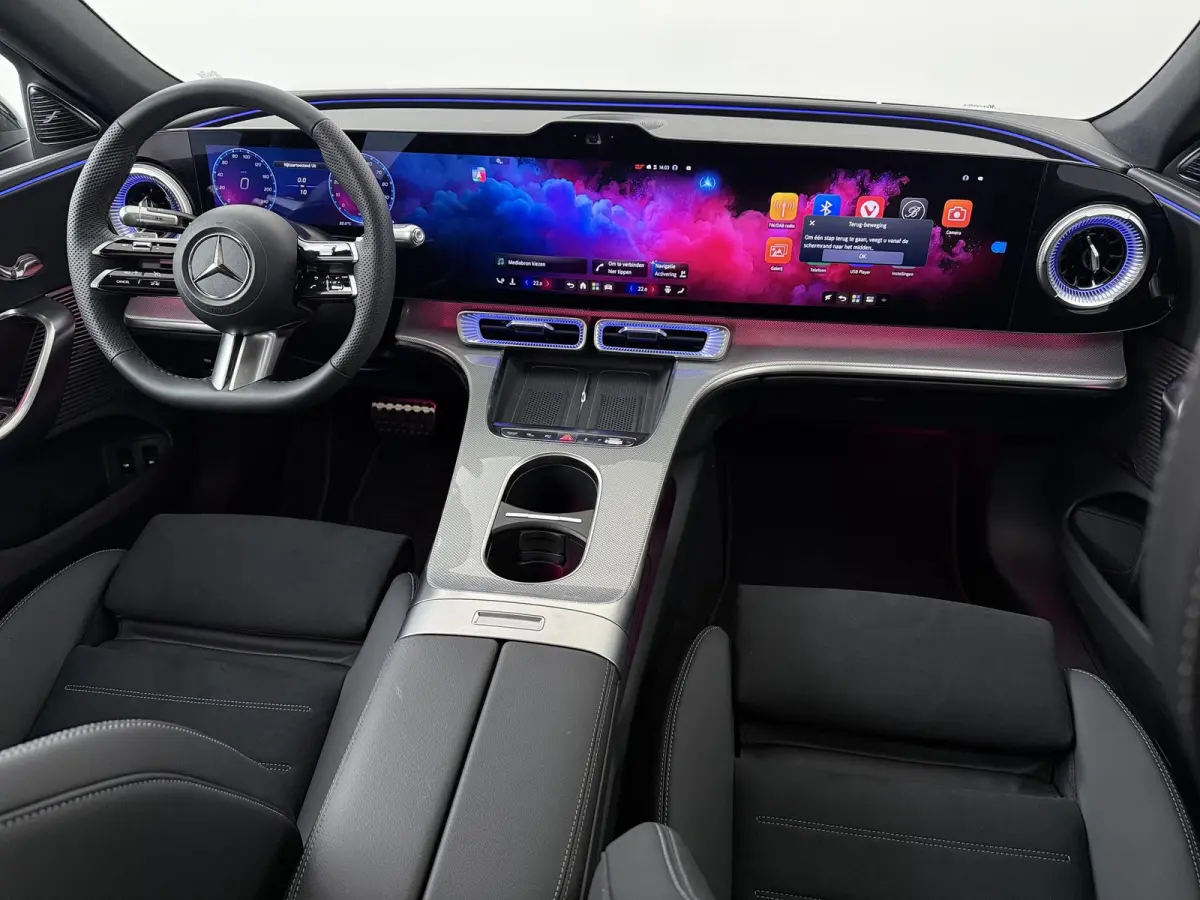 400 4MATIC Launch Edition 94 kWh Mercedes-Benz C 400 4MATIC Launch Edition