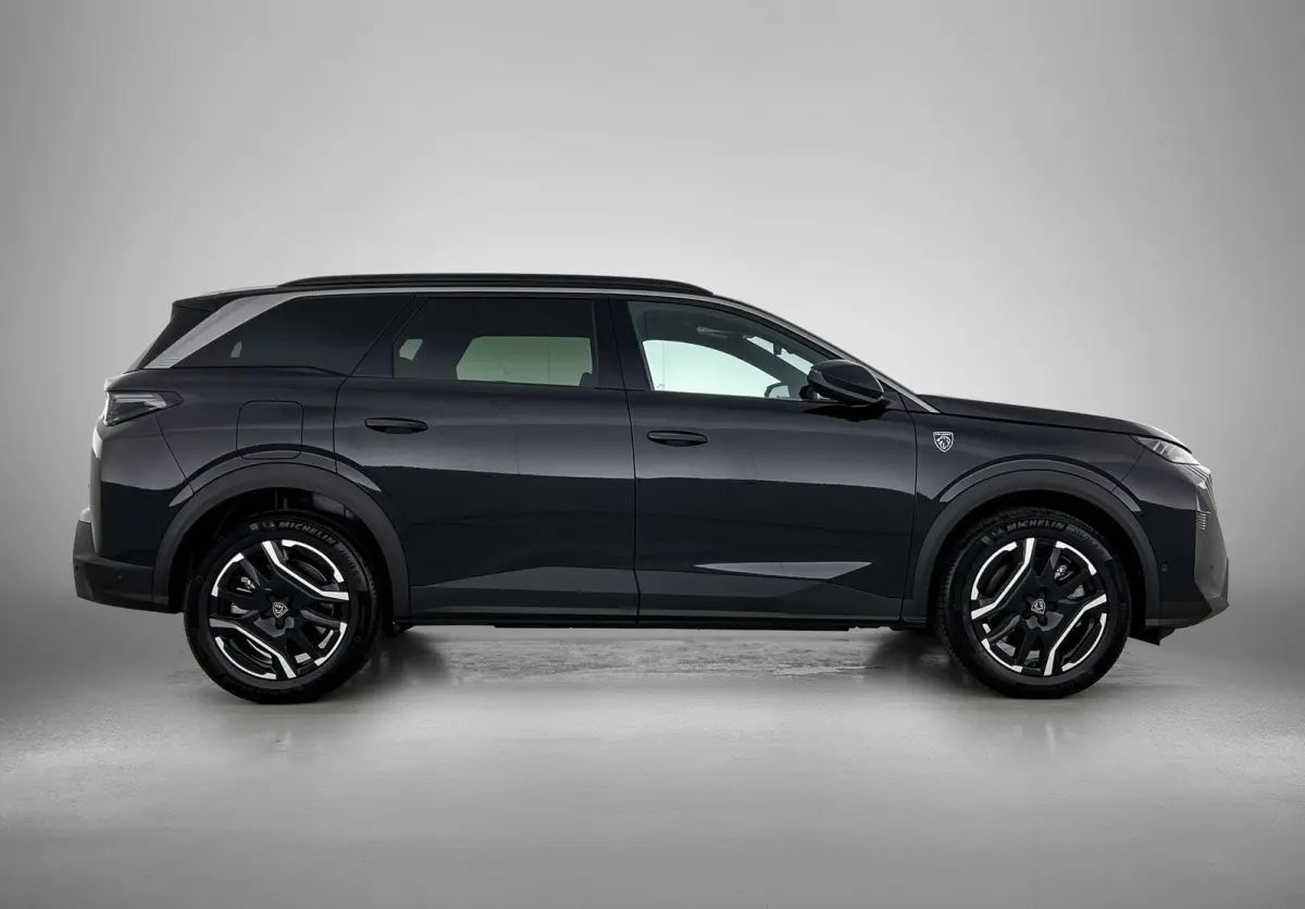 1.6 Plug-in Hybrid 225 GT 7p | Navigatie | Camera Voor + Achter | Handsfree Kofferklep | Adaptieve Cruise Control | Dodehoek Bewaking | Apple Carplay/Android Auto |