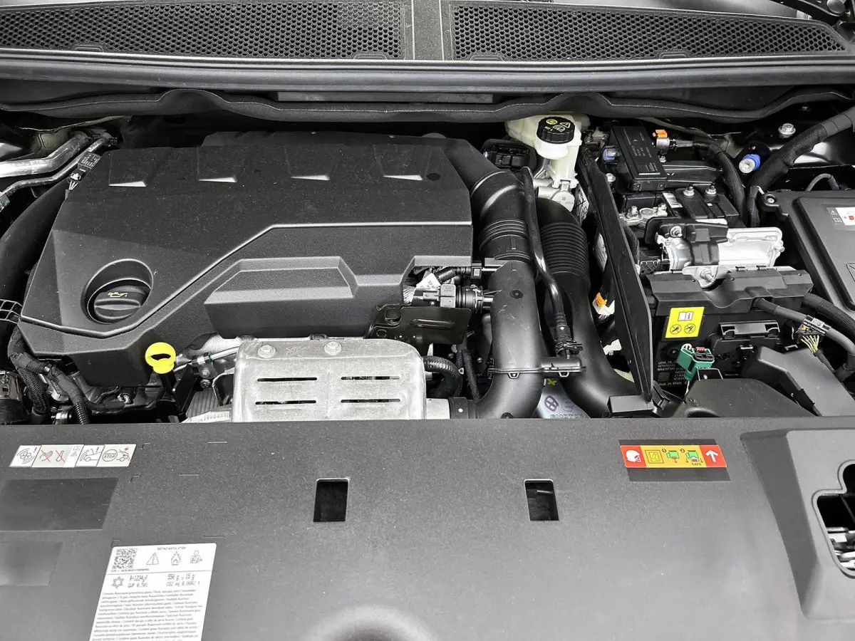 1.6 Plug-in Hybrid 225 GT 7p | Navigatie | Camera Voor + Achter | Handsfree Kofferklep | Adaptieve Cruise Control | Dodehoek Bewaking | Apple Carplay/Android Auto |
