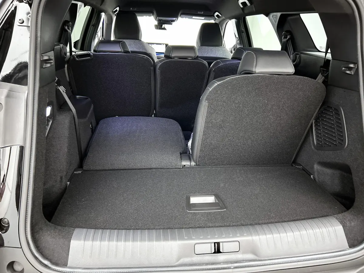 1.6 Plug-in Hybrid 225 GT 7p | Navigatie | Camera Voor + Achter | Handsfree Kofferklep | Adaptieve Cruise Control | Dodehoek Bewaking | Apple Carplay/Android Auto |