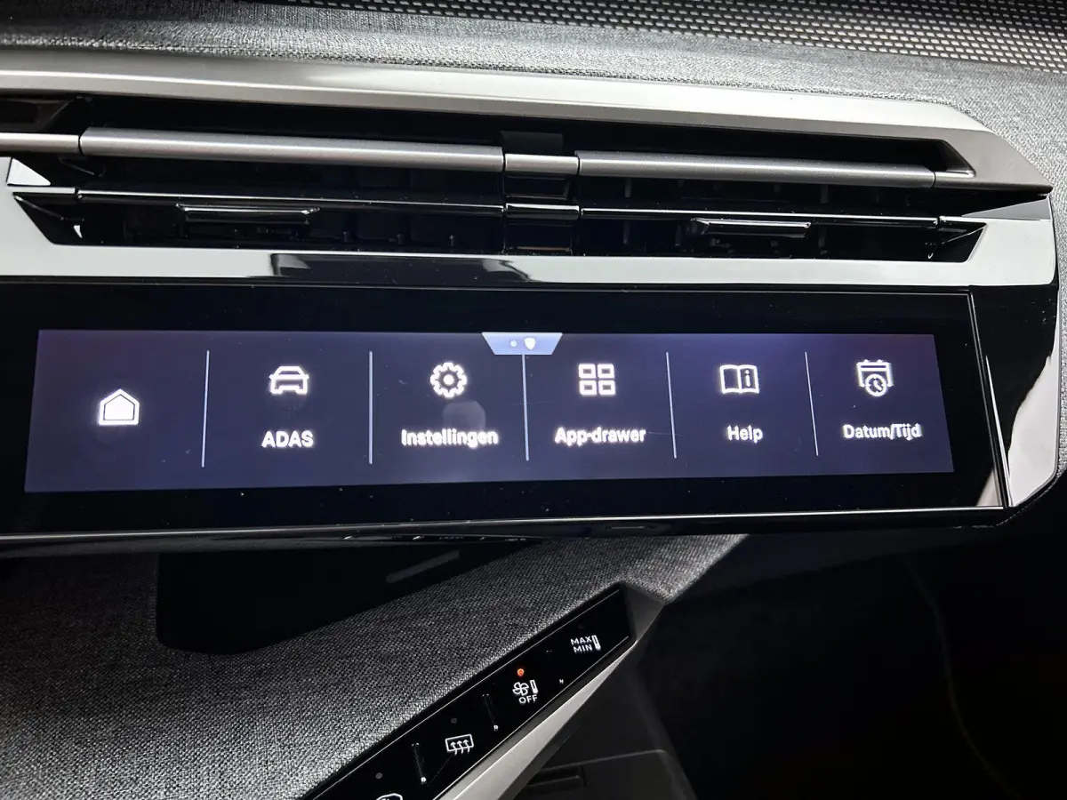 1.6 Plug-in Hybrid 225 GT 7p | Navigatie | Camera Voor + Achter | Handsfree Kofferklep | Adaptieve Cruise Control | Dodehoek Bewaking | Apple Carplay/Android Auto |