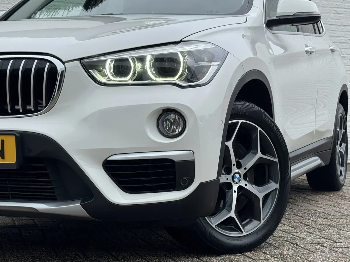 SDrive20i High Executive M sport interieur Sfeer verlichting Led Pdc voor+achter