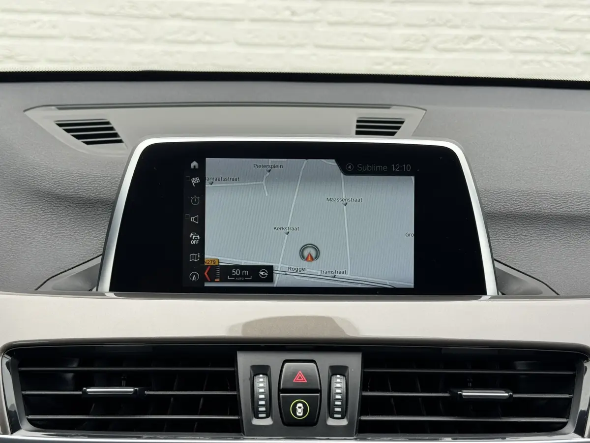SDrive20i High Executive M sport interieur Sfeer verlichting Led Pdc voor+achter