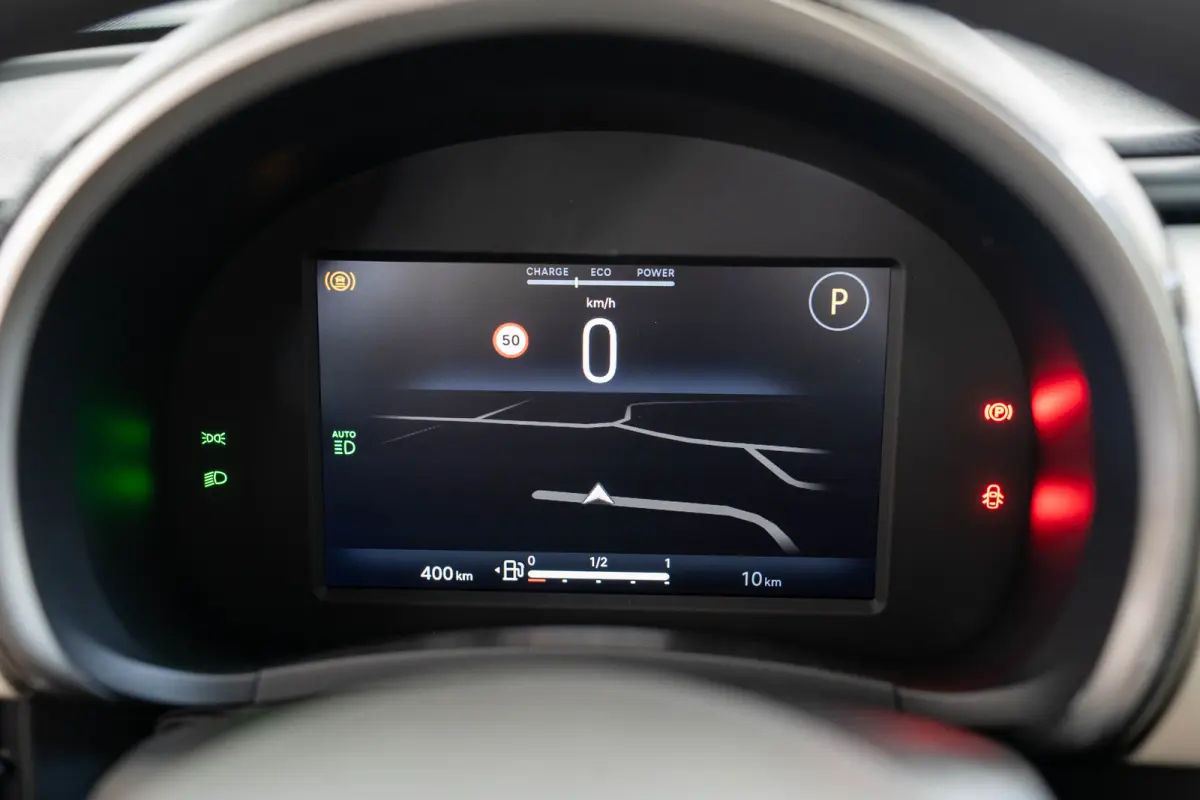 1.2 Hybrid La Prima | Tot 8 Jaar Garantie | Camera | Elektrische Achterklep | Dolce-Vita Pack | Keyless | Stoelverwarming | Voorruit Verwarming |
