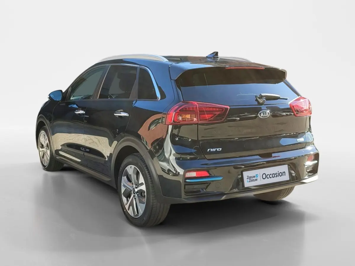 DynamicPlusLine 64 kWh | Warmtepomp! | Apple Carplay / Android Auto | Navigatiesyteem | Elektrisch Verstelbare Voorstoelen | Bestuurdersstoel + Geheugen | Stoelverwarming + Stoelkoeling | St