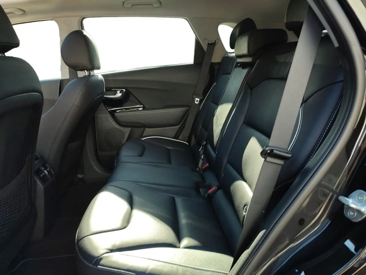 DynamicPlusLine 64 kWh | Warmtepomp! | Apple Carplay / Android Auto | Navigatiesyteem | Elektrisch Verstelbare Voorstoelen | Bestuurdersstoel + Geheugen | Stoelverwarming + Stoelkoeling | St