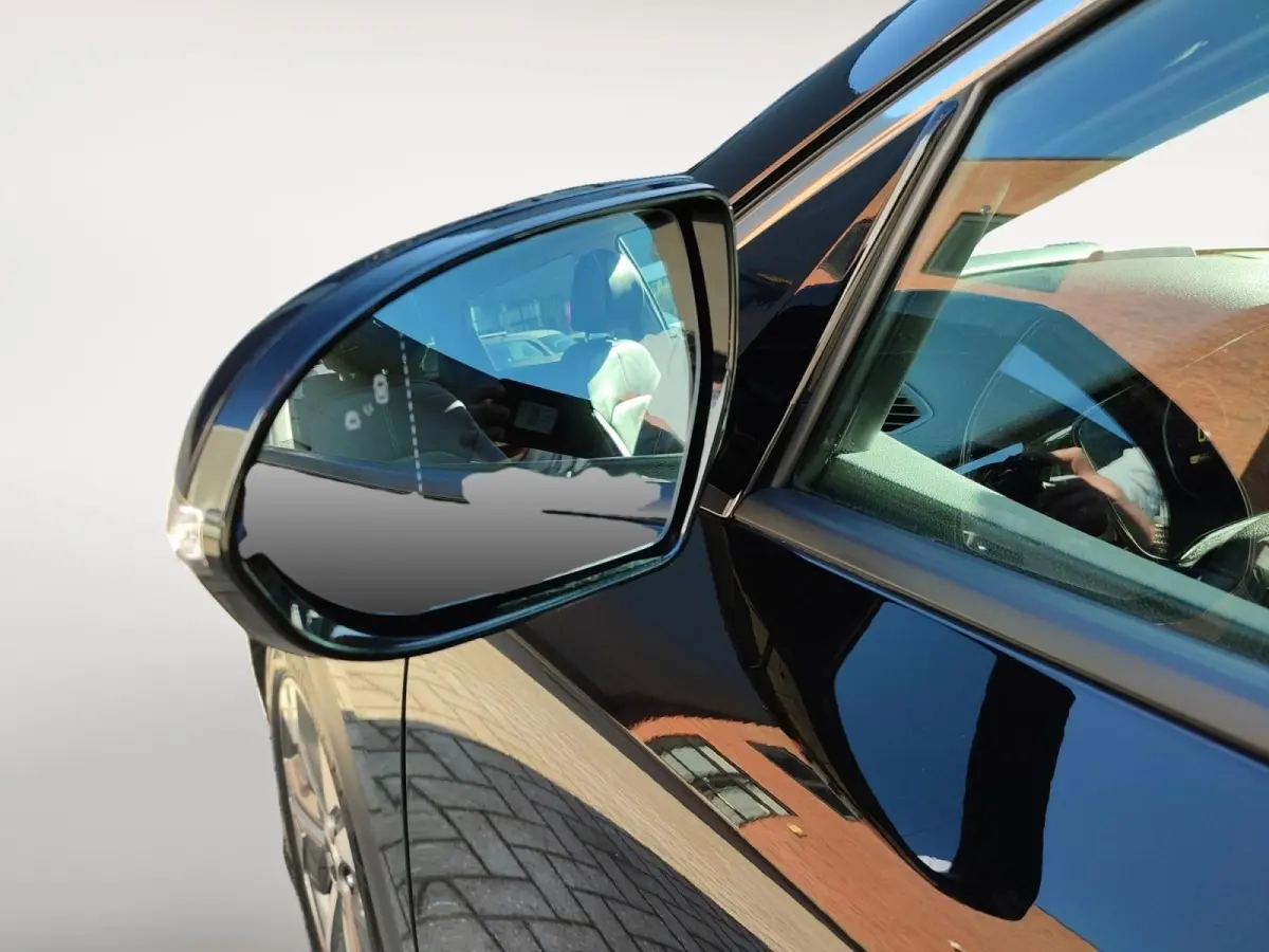 DynamicPlusLine 64 kWh | Warmtepomp! | Apple Carplay / Android Auto | Navigatiesyteem | Elektrisch Verstelbare Voorstoelen | Bestuurdersstoel + Geheugen | Stoelverwarming + Stoelkoeling | St