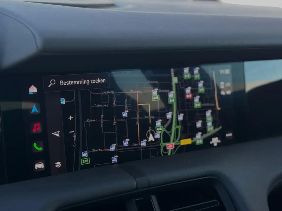 4S Performance 84kWh(Dealer OndH, Carplay, Camera, Lane Assist, Addapt Cruise Con, Etc)