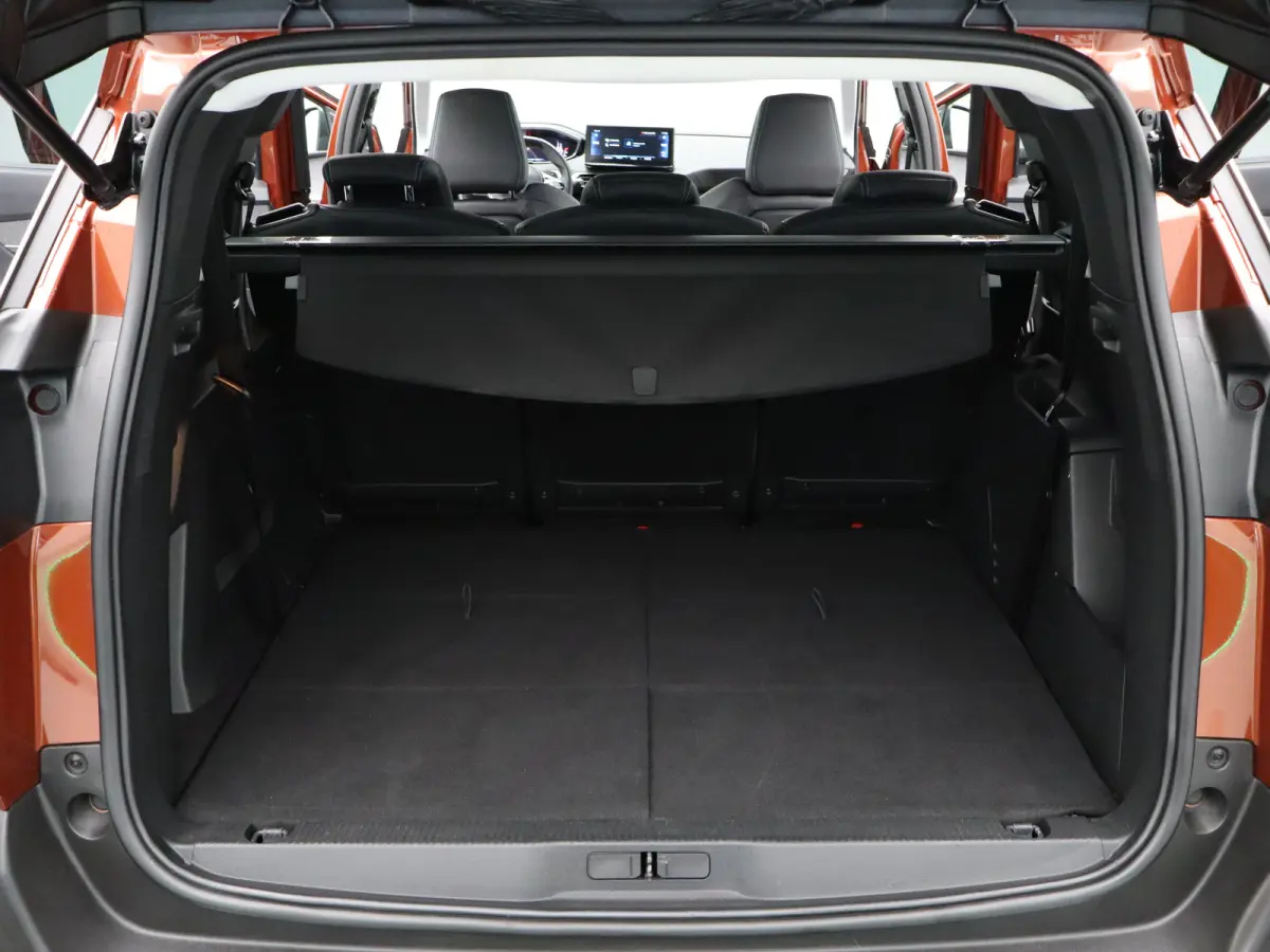 1.2 PureTech Allure Pack Business | Carplay | 7-persoons | Adaptieve cruise | Clima | Camera | Keyless |