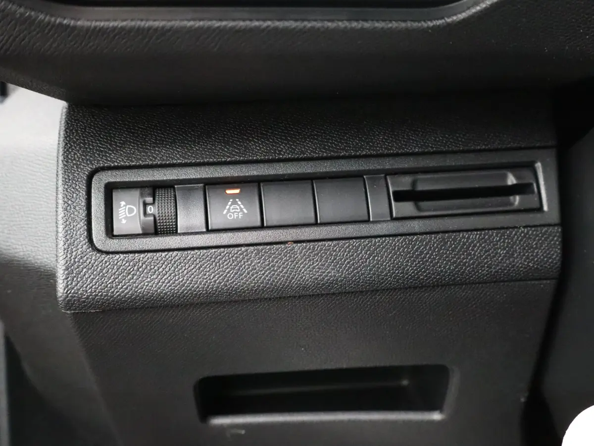 1.2 PureTech Allure Pack Business | Carplay | 7-persoons | Adaptieve cruise | Clima | Camera | Keyless |