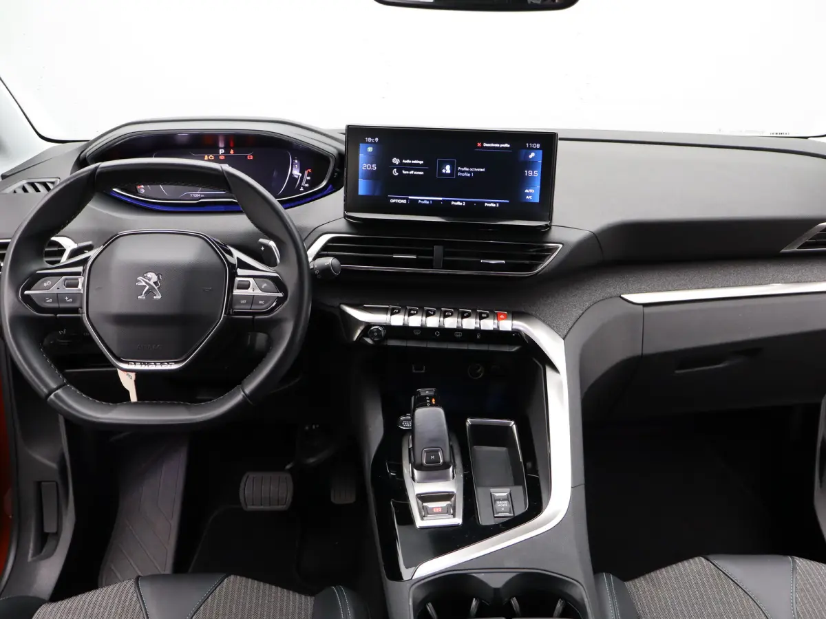 1.2 PureTech Allure Pack Business | Carplay | 7-persoons | Adaptieve cruise | Clima | Camera | Keyless |