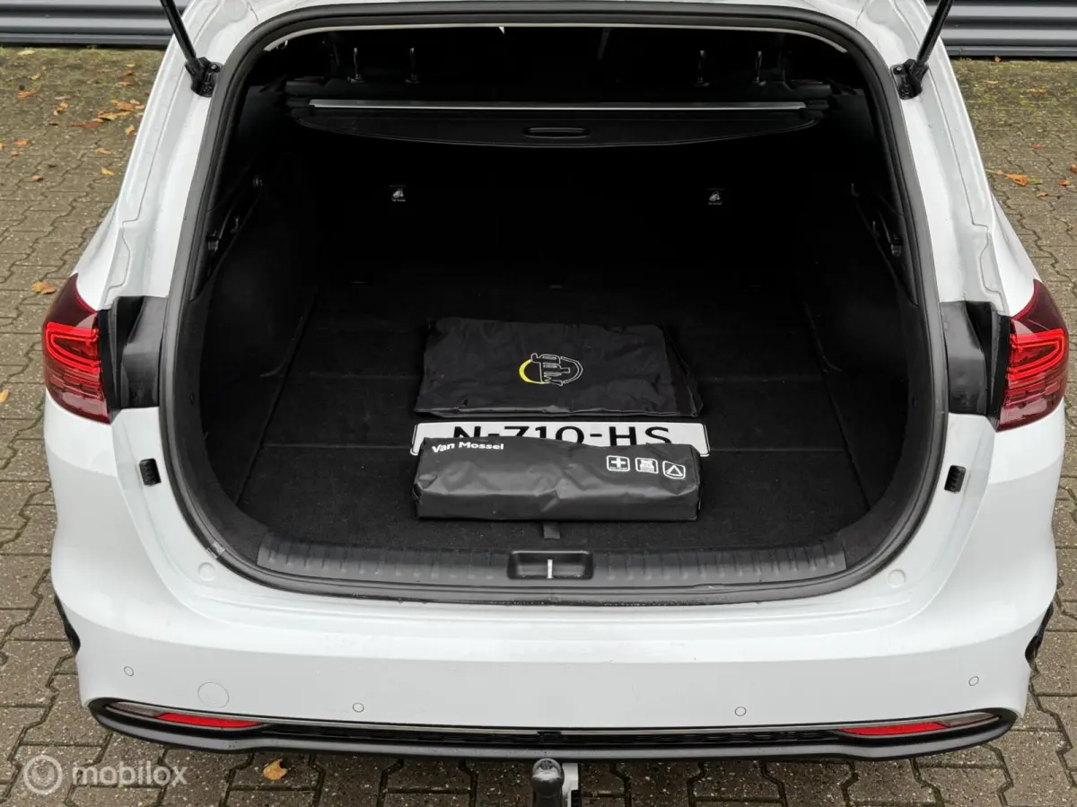 1.0 T-GDi GT-Line Edition | 12 mdn grn