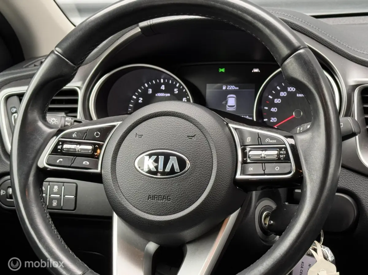 1.0 T-GDi GT-Line Edition | 12 mdn grn