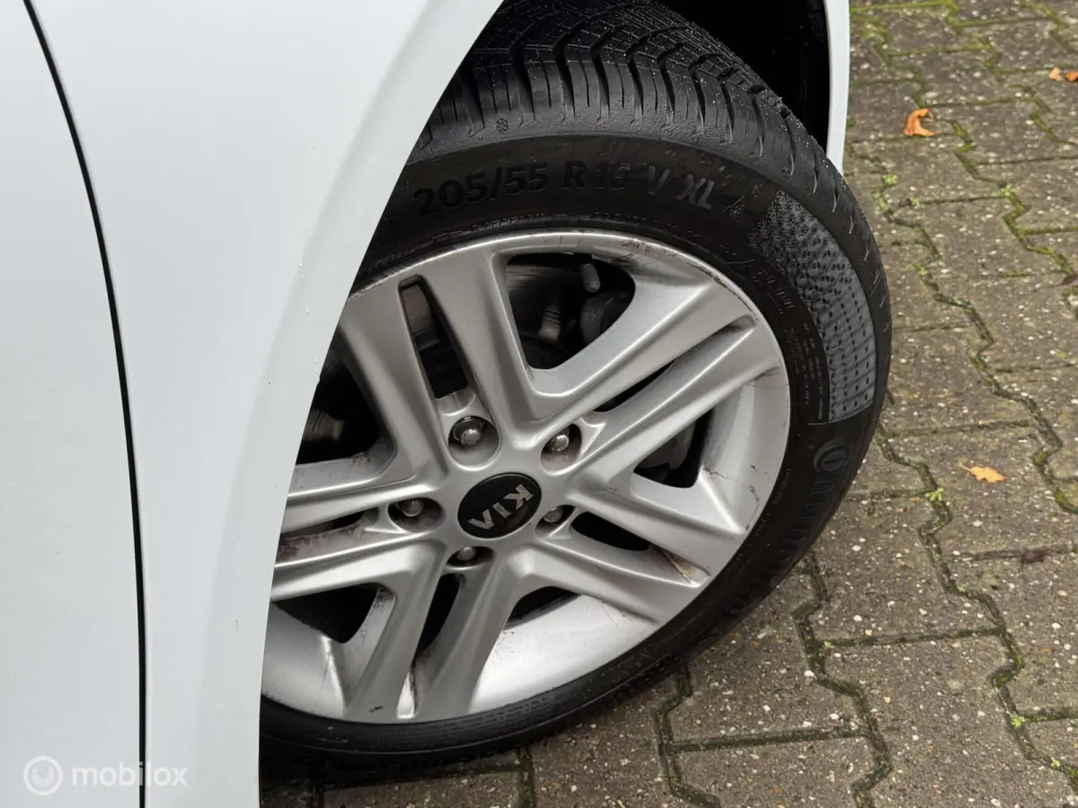 1.0 T-GDi GT-Line Edition | 12 mdn grn