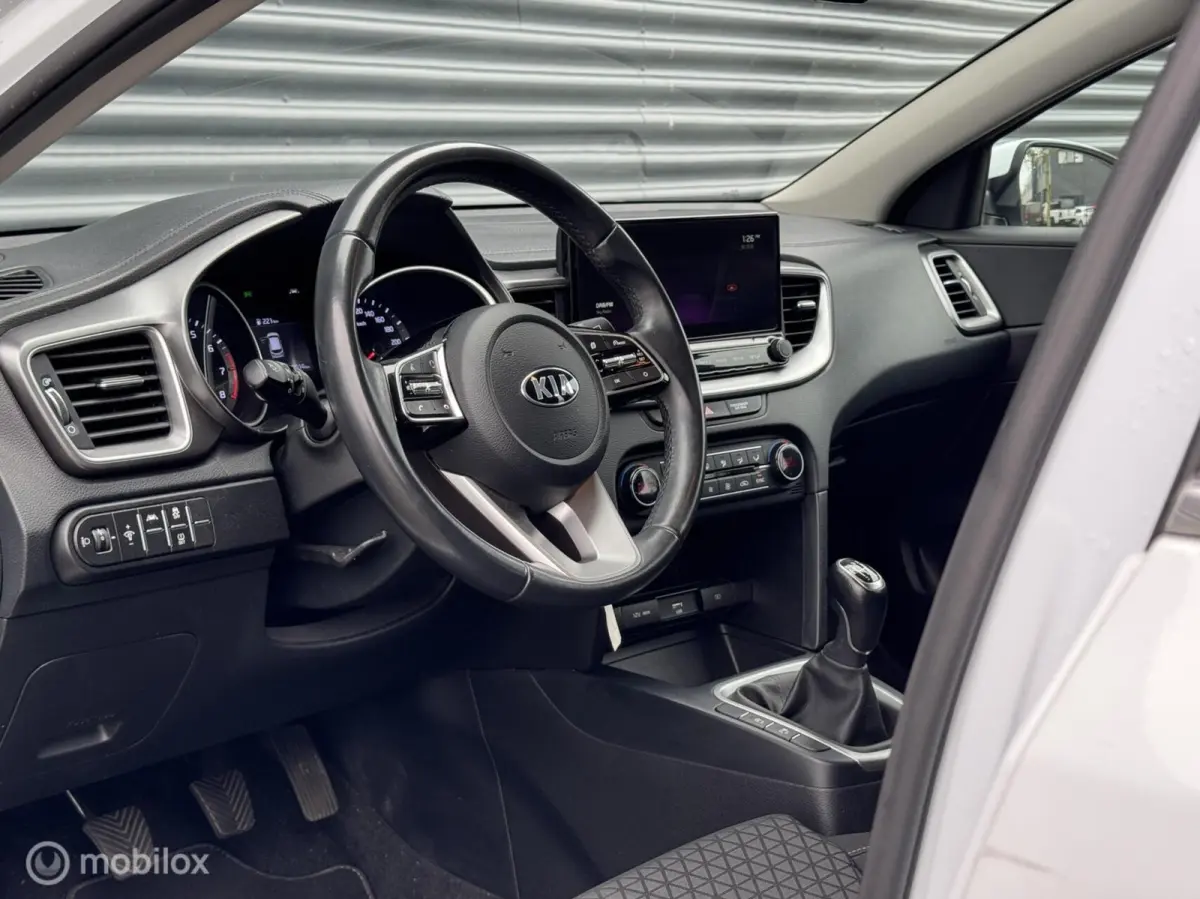 1.0 T-GDi GT-Line Edition | 12 mdn grn