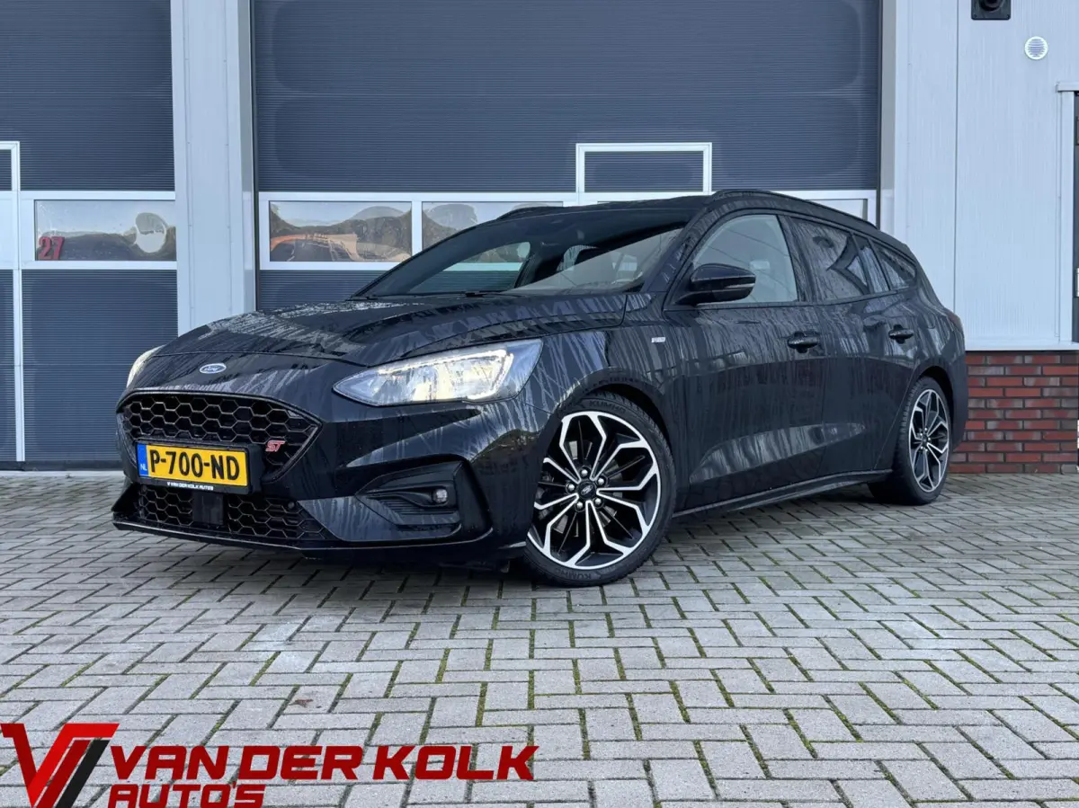 1.0 EcoBoost ST-Line| Carplay | Navigatie | Cruise | Climate | DAB | LED | Sensoren