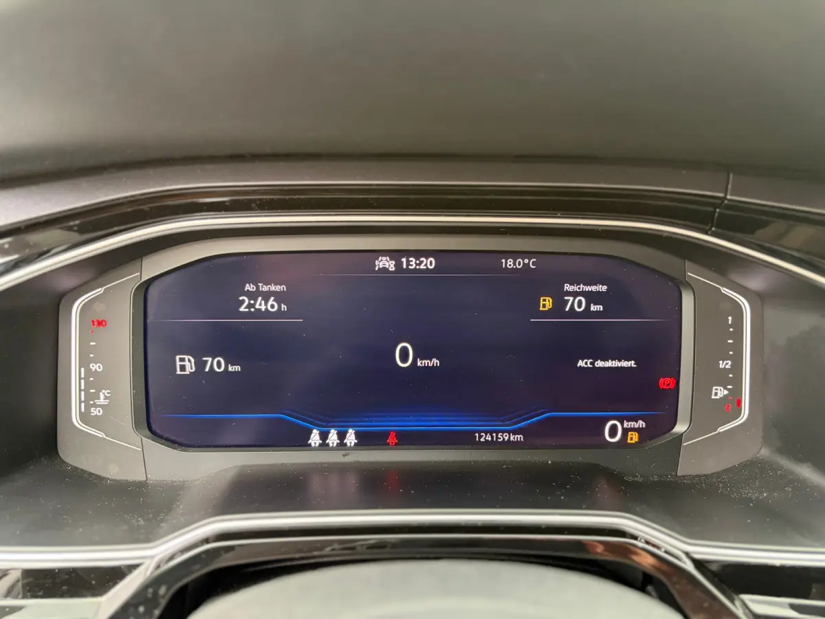 1.0 TSI Highline 110PK I 6 BAK I CARPLAY I CRUISE I PDC I VIRTUAL DASH