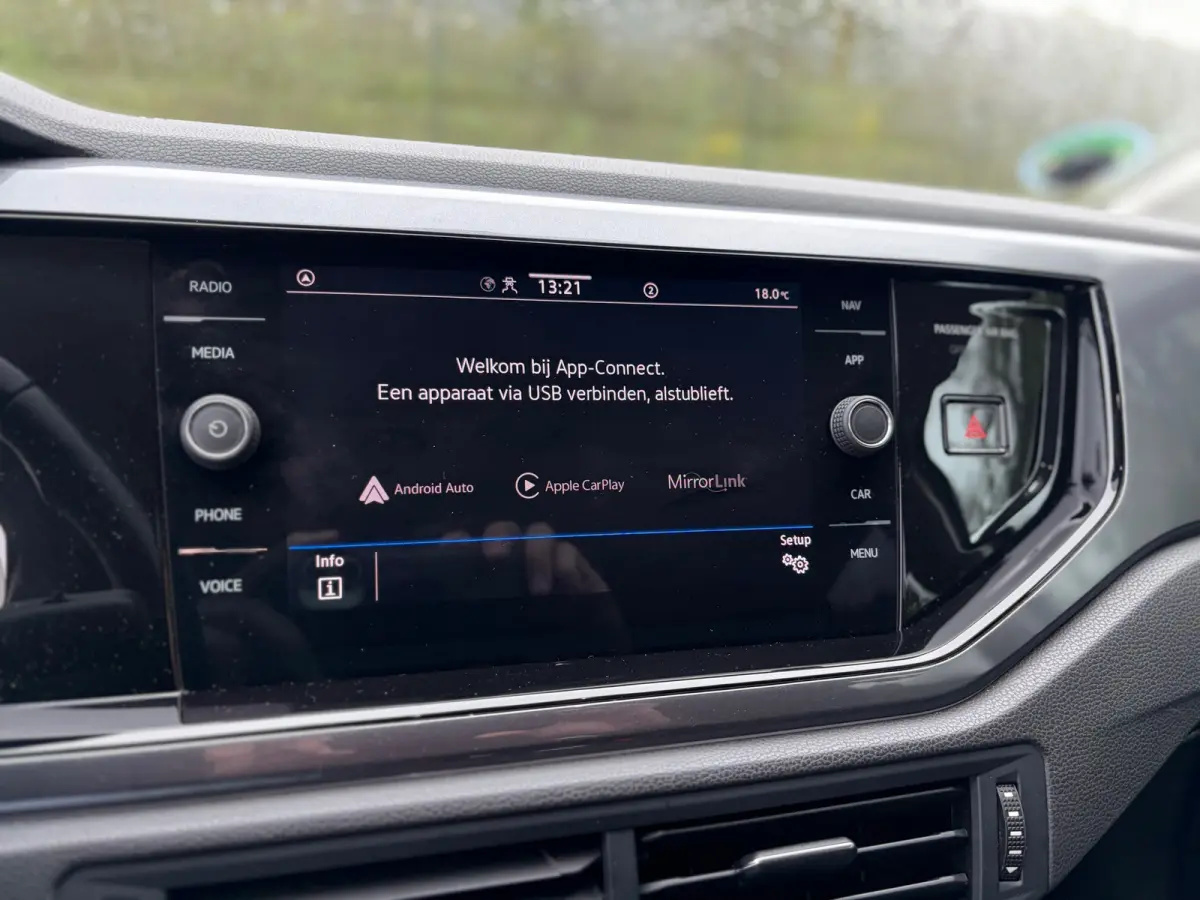 1.0 TSI Highline 110PK I 6 BAK I CARPLAY I CRUISE I PDC I VIRTUAL DASH