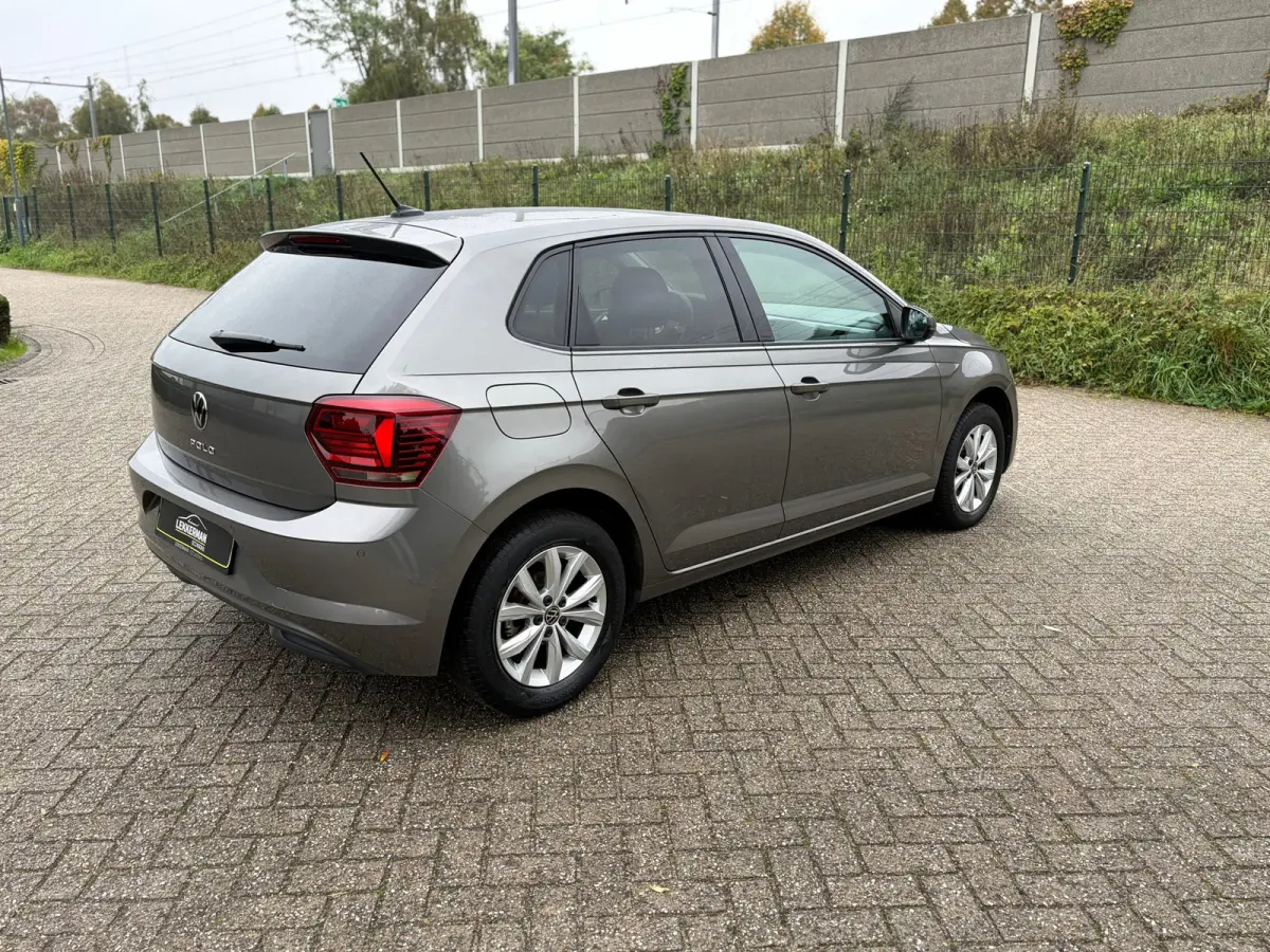 1.0 TSI Highline 110PK I 6 BAK I CARPLAY I CRUISE I PDC I VIRTUAL DASH