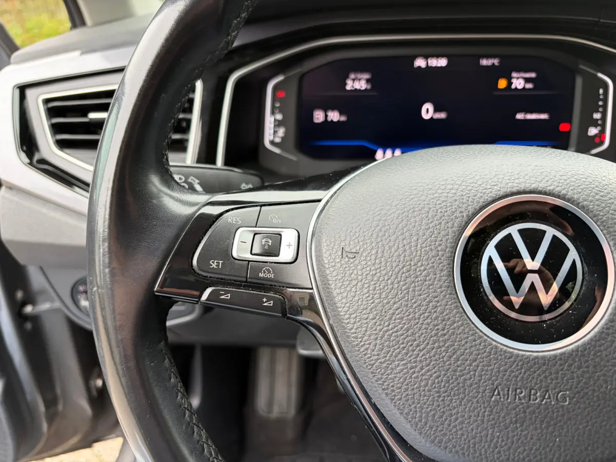 1.0 TSI Highline 110PK I 6 BAK I CARPLAY I CRUISE I PDC I VIRTUAL DASH