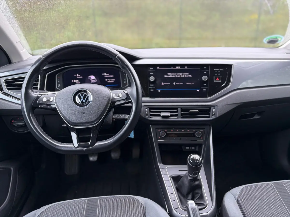 1.0 TSI Highline 110PK I 6 BAK I CARPLAY I CRUISE I PDC I VIRTUAL DASH
