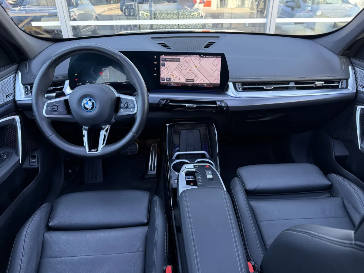 xDrive30 67 kWh M-Sport H&K/Pano/Leder