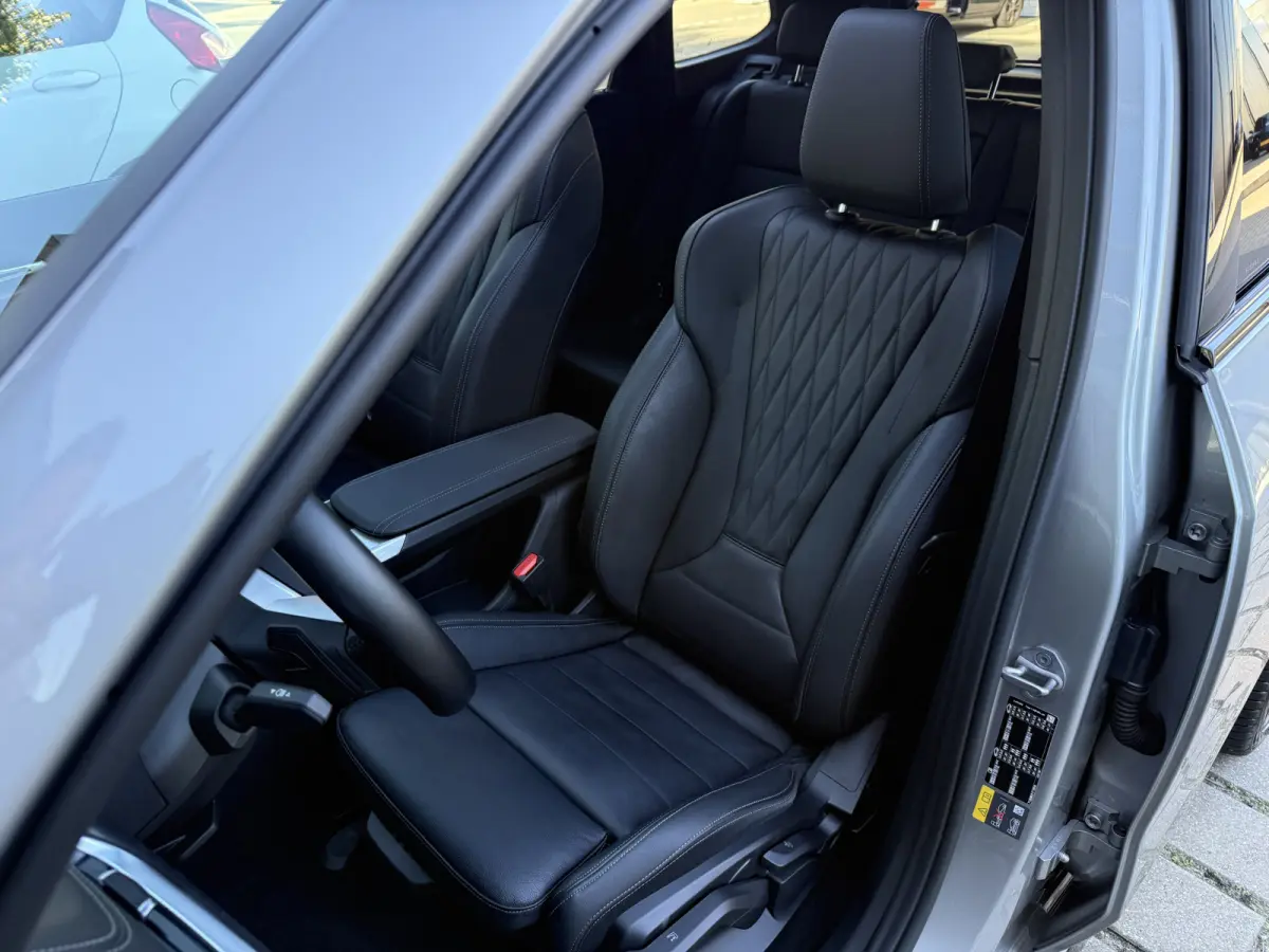 xDrive30 67 kWh M-Sport H&K/Pano/Leder