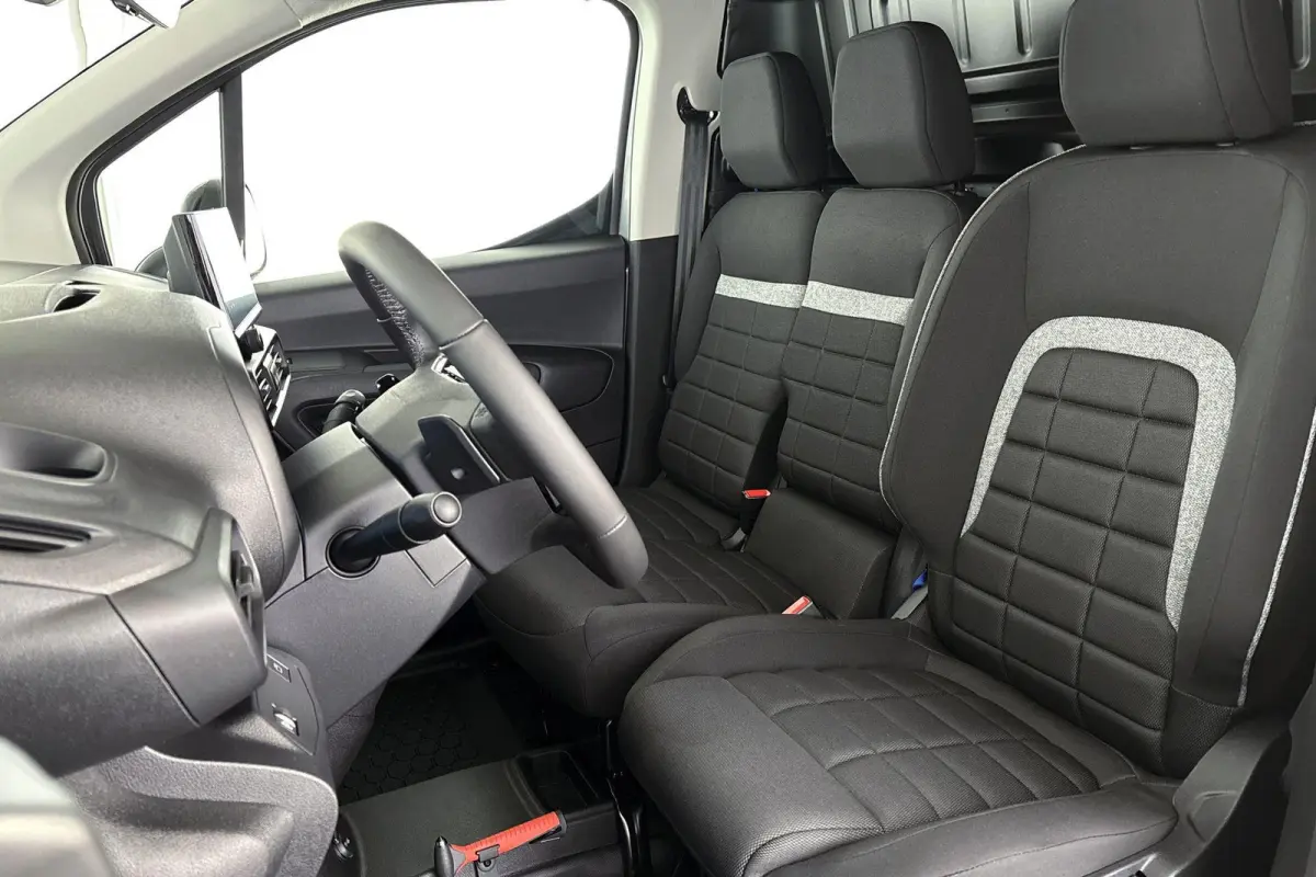 136 L1 50 kWh XTR Comfort-Pakket Stuur-Stoelverwarming 16"