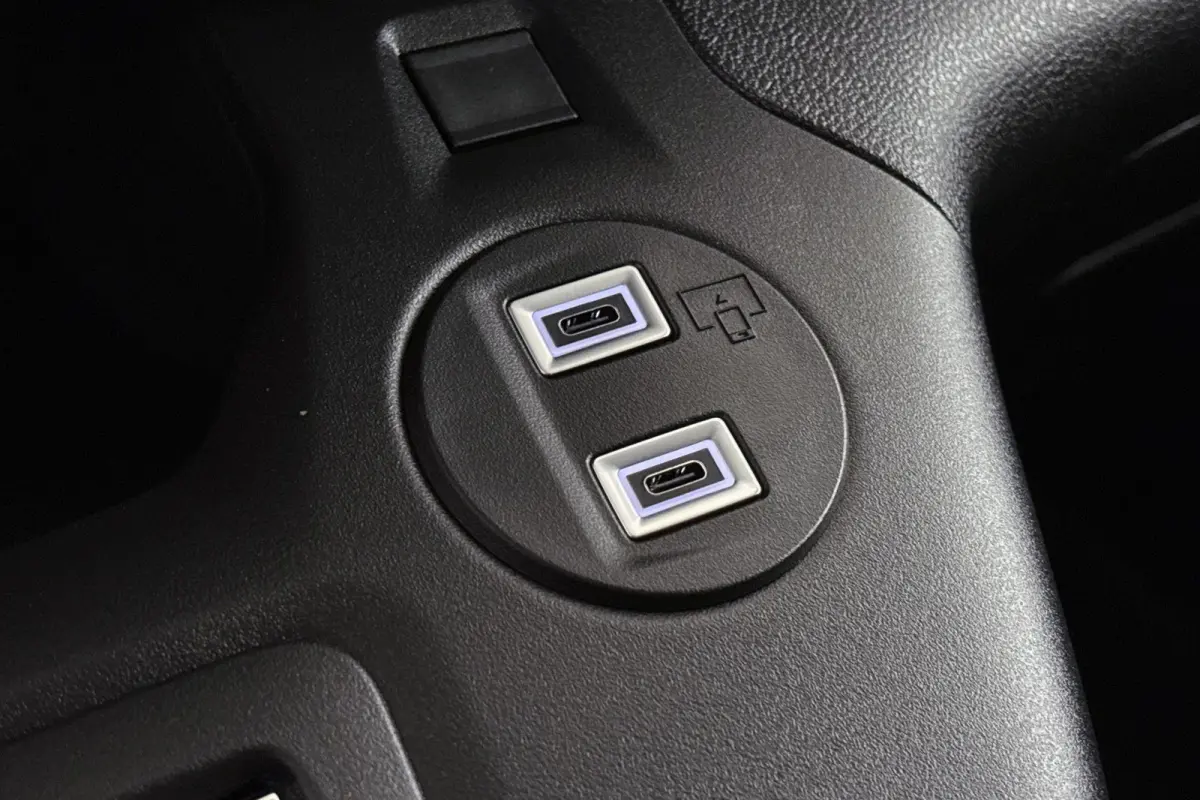 136 L1 50 kWh XTR Comfort-Pakket Stuur-Stoelverwarming 16"