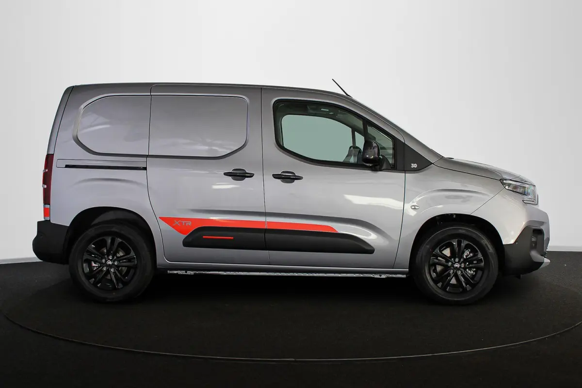 136 L1 50 kWh XTR Comfort-Pakket Stuur-Stoelverwarming 16"