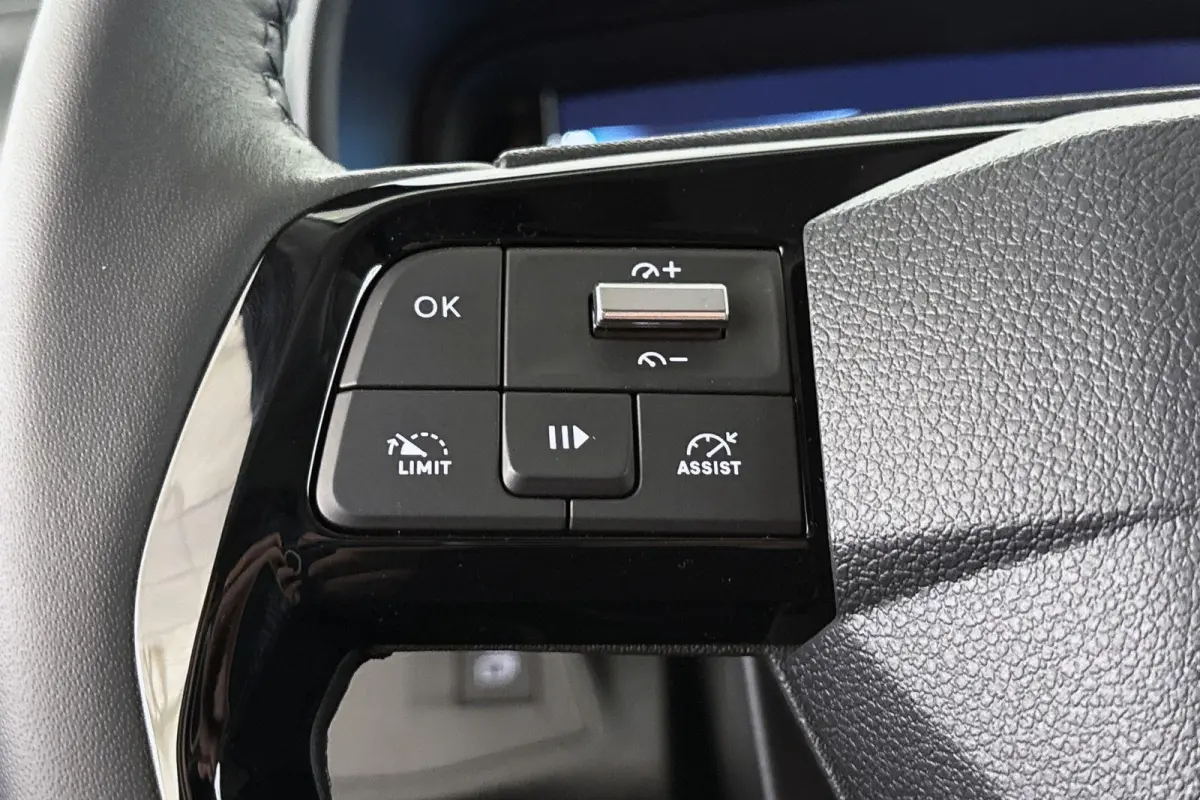 136 L1 50 kWh XTR Comfort-Pakket Stuur-Stoelverwarming 16"