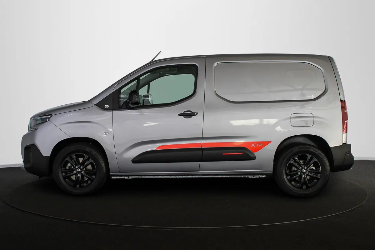 136 L1 50 kWh XTR Comfort-Pakket Stuur-Stoelverwarming 16"