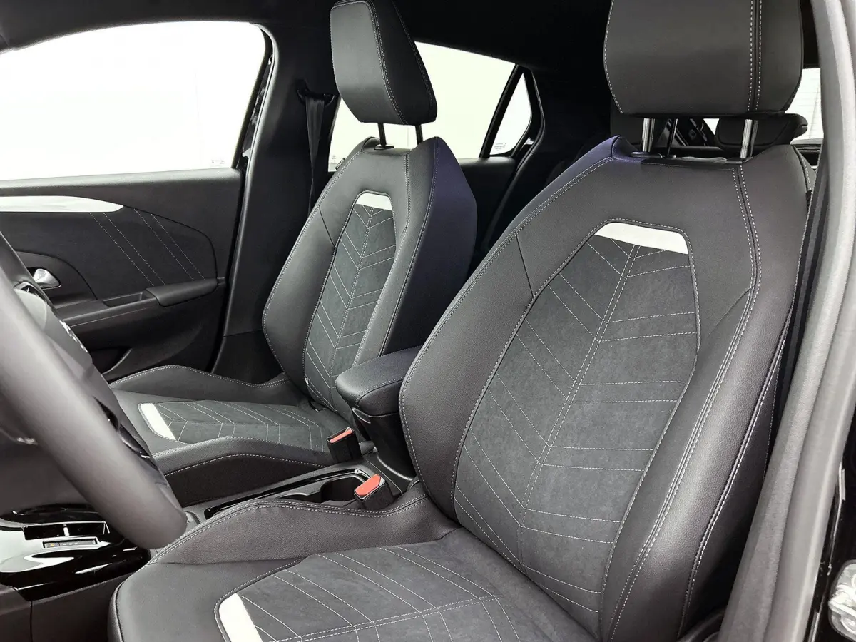 1.2 Turbo Hybrid Ultimate | Tot 8 Jaar Garantie! | DEMO SALE | beschikbaar vanaf 15-02-2027